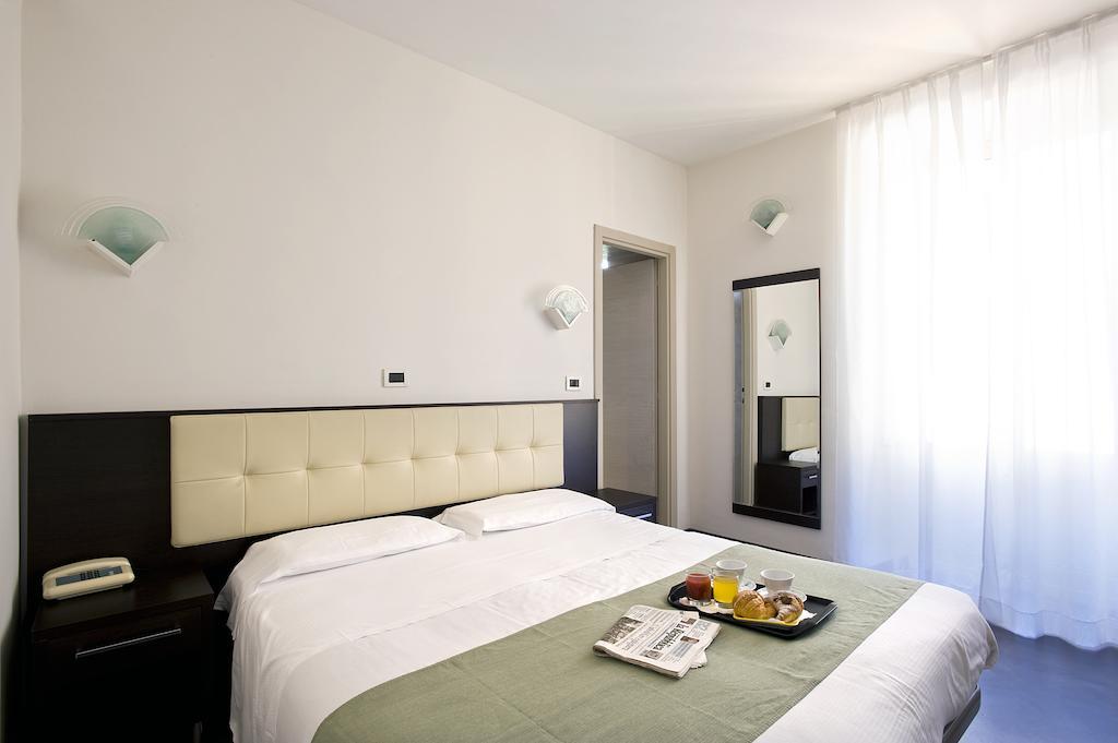 Hotel Bellavista Lido di Ostia Bilik gambar